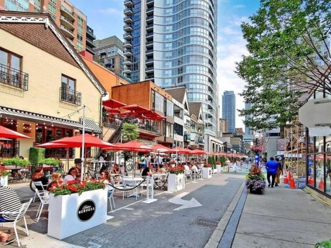 Apartment Downtown With Gym & Subway Access Toronto