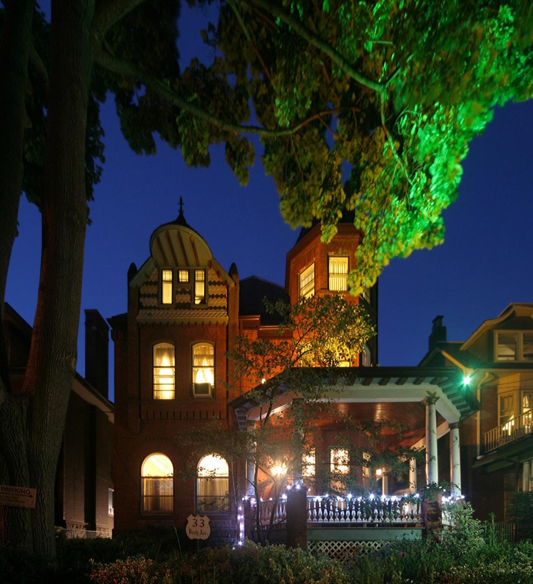 Bed & Breakfast Bonnevue Manor 2*