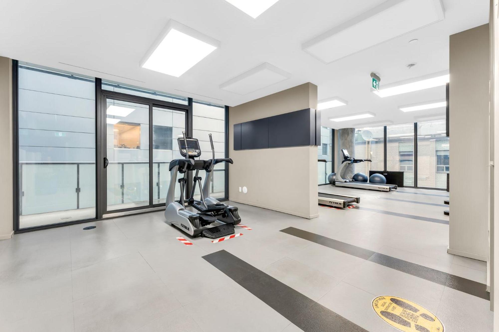 Bespoke 1br Entertainment District