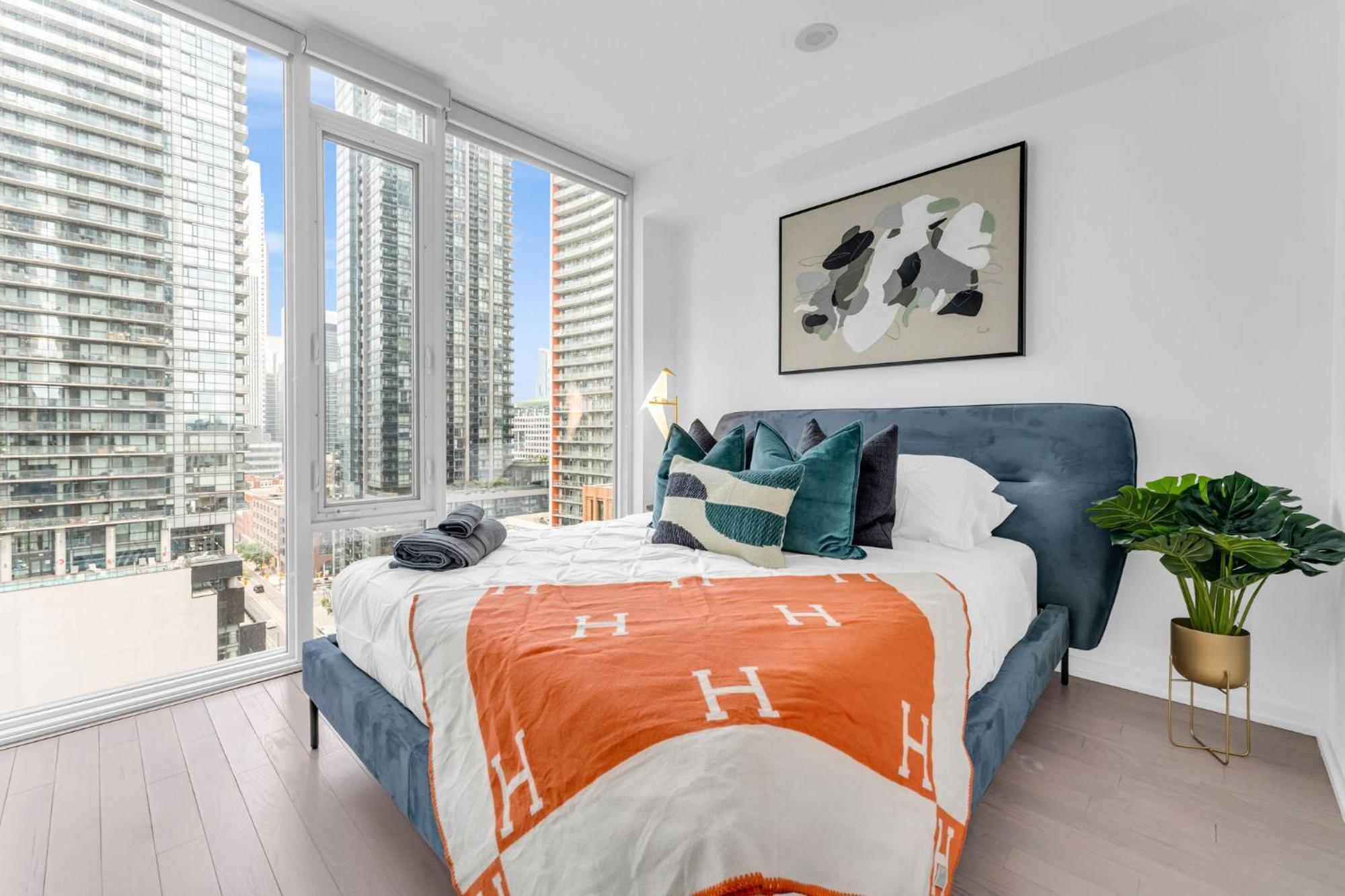 Bespoke 1br Entertainment District *