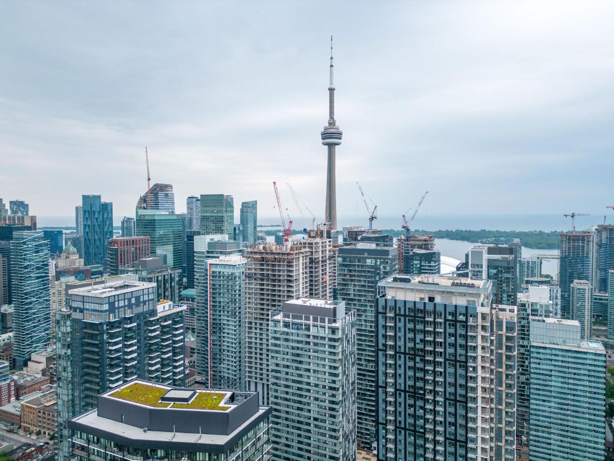 Bespoke 1br Entertainment District *
