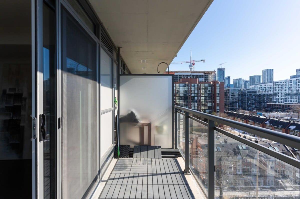 Stylish Downtown 99 Walk Score Apartment *