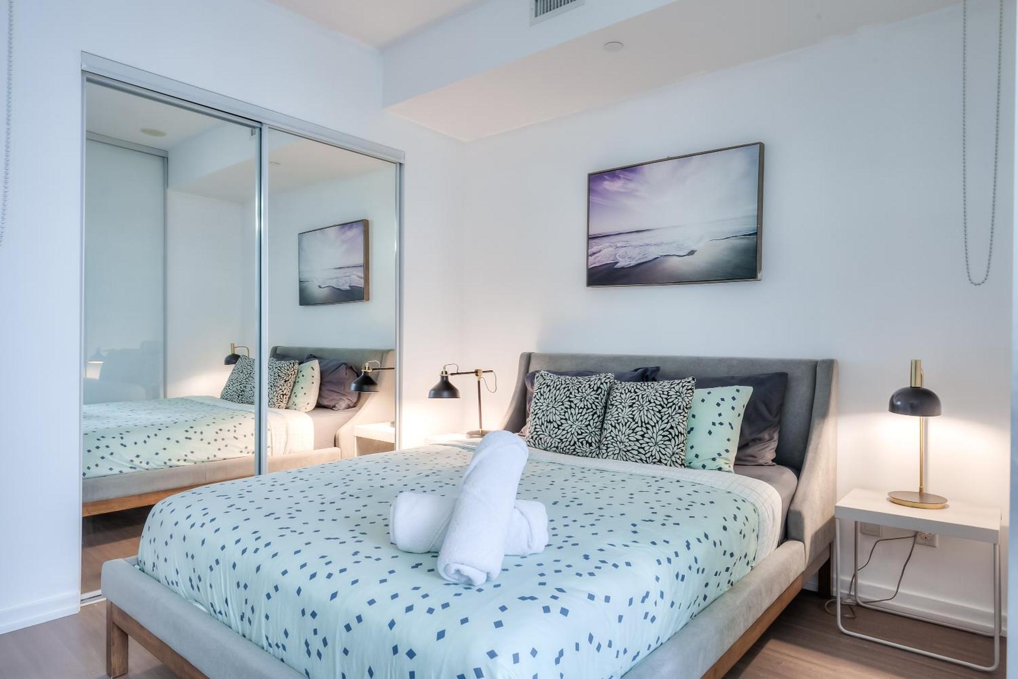 Inn Atlas Furnished Apartments- Iceboat Terrace