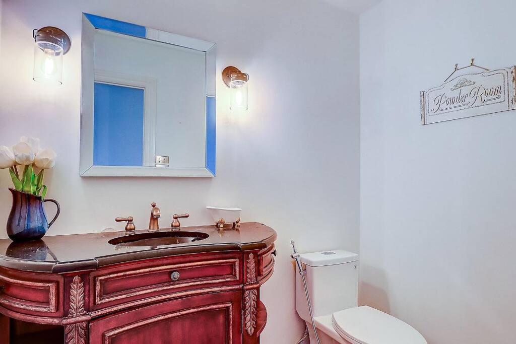 Luxury In Scarborough Toronto
