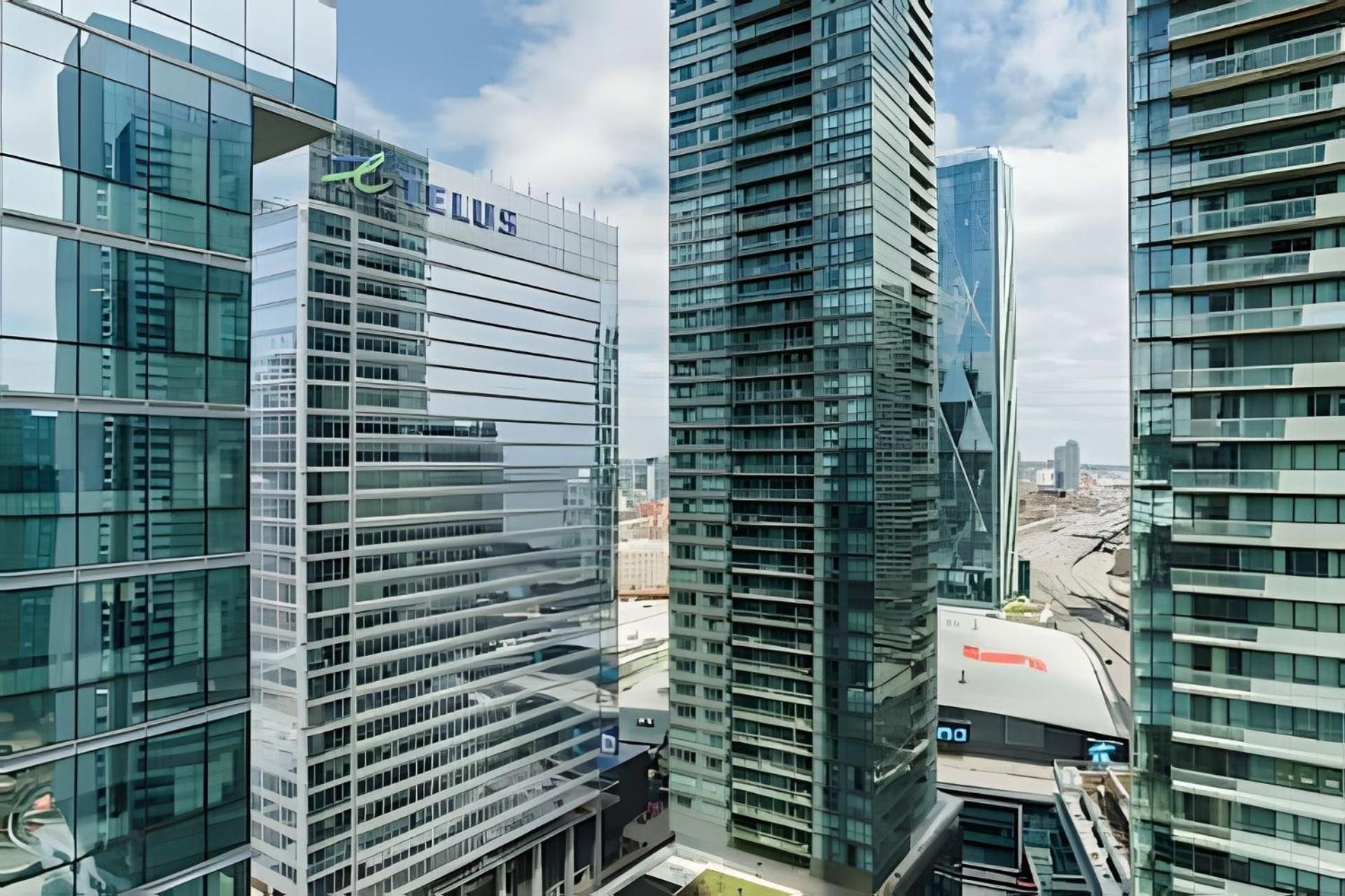 Waterfront 1 Bdr, 2bed, Cn Tower, Parking 4 Guests