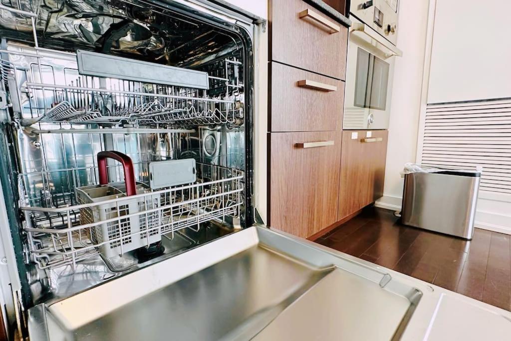 Apartment Downtown By Unionstationscotiaarena *