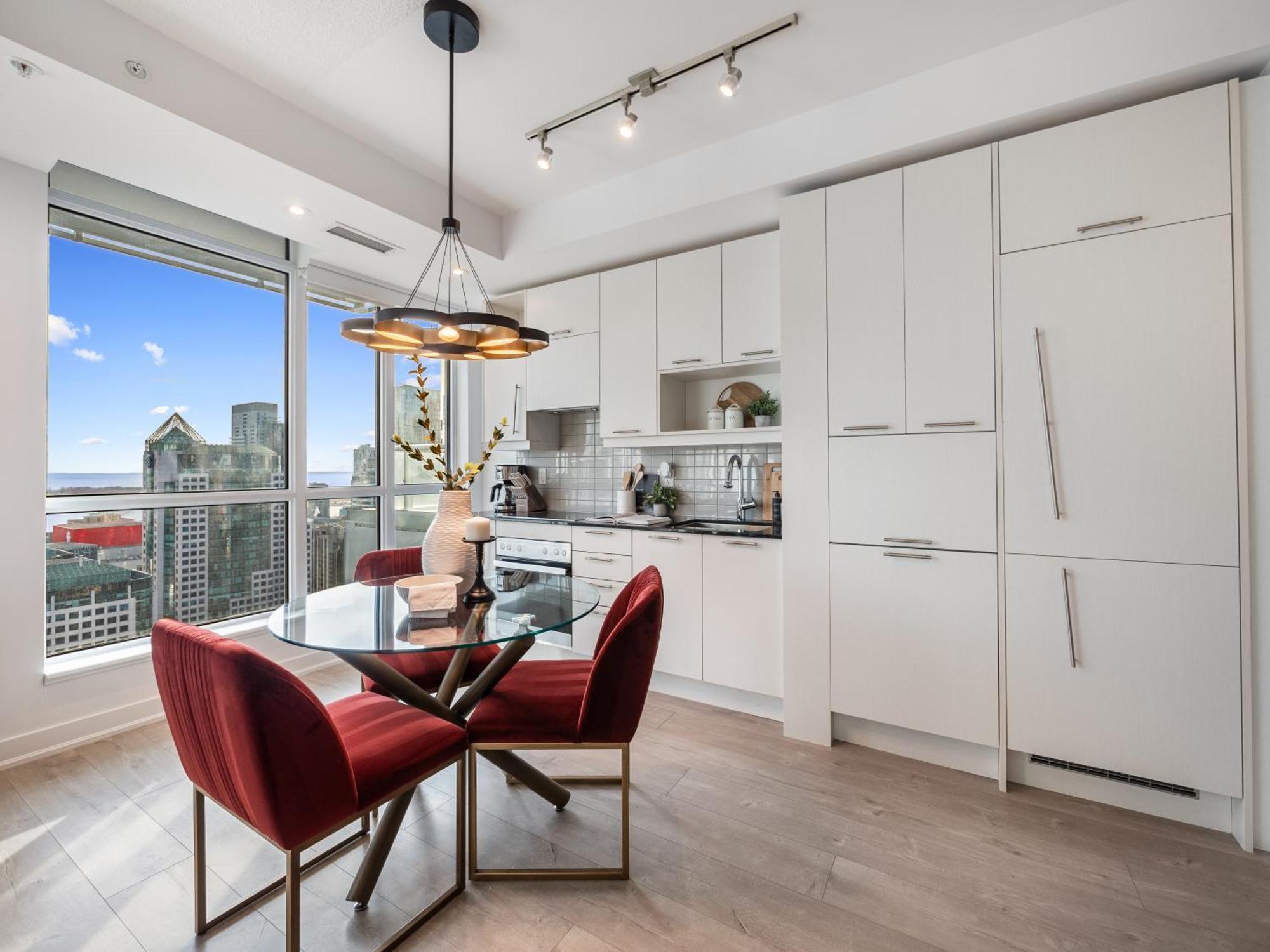 Parc - Entertainment District Apartment