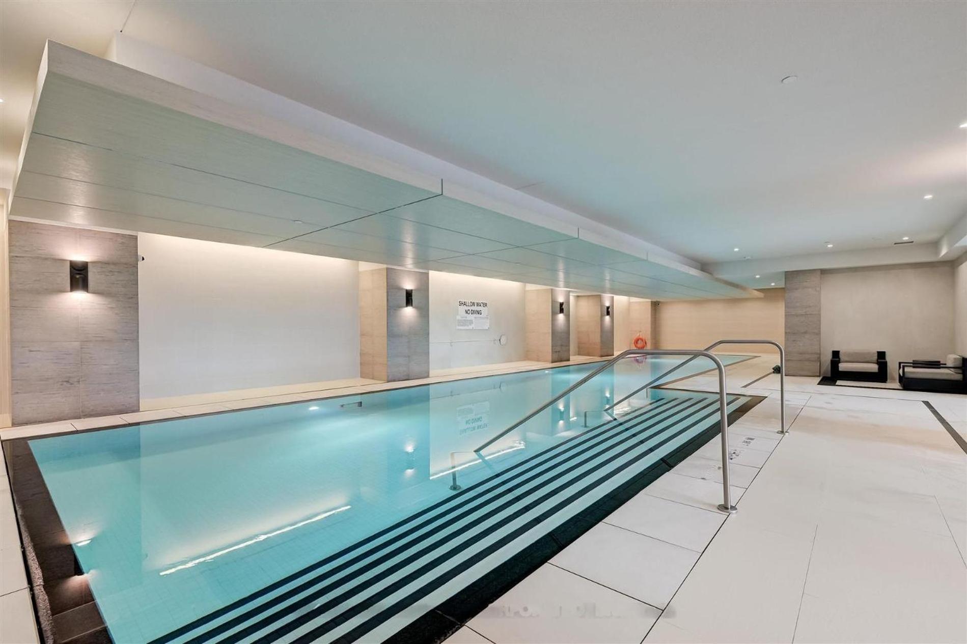 Yorkville Plaza - Pool & Hot Tub Apartment Toronto