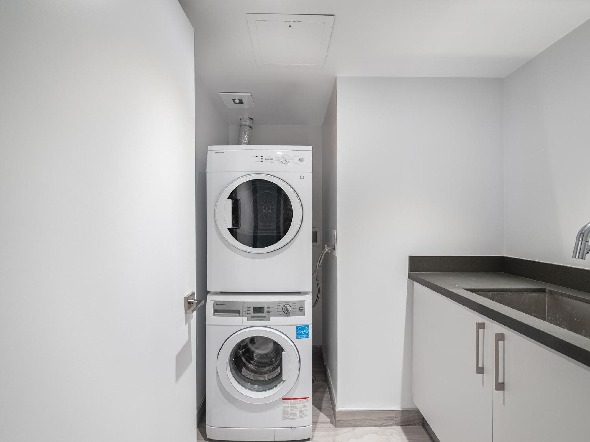 Apartment Yorkville Plaza - Pool & Hot Tub *