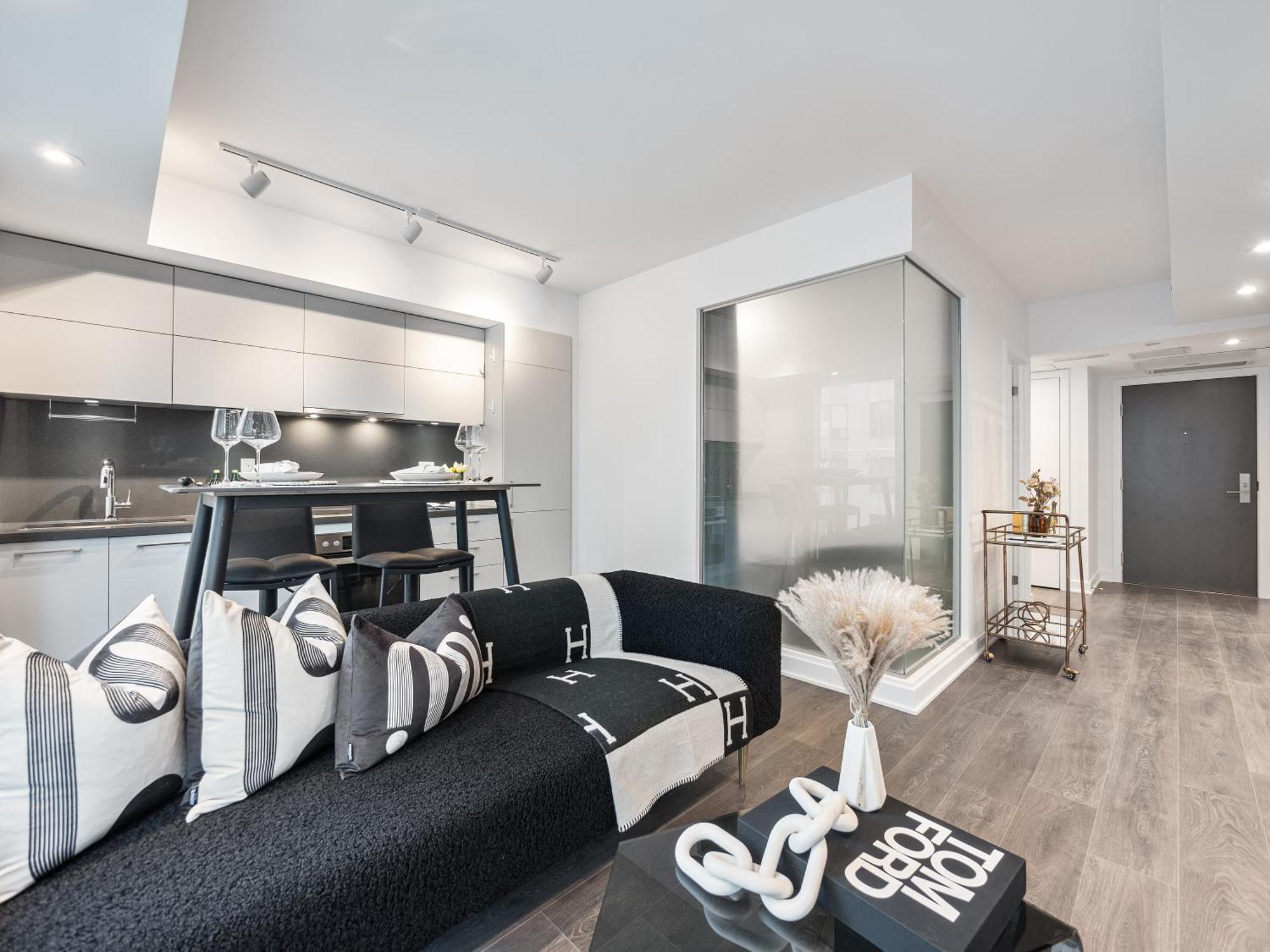 Apartment Yorkville Plaza - Pool & Hot Tub