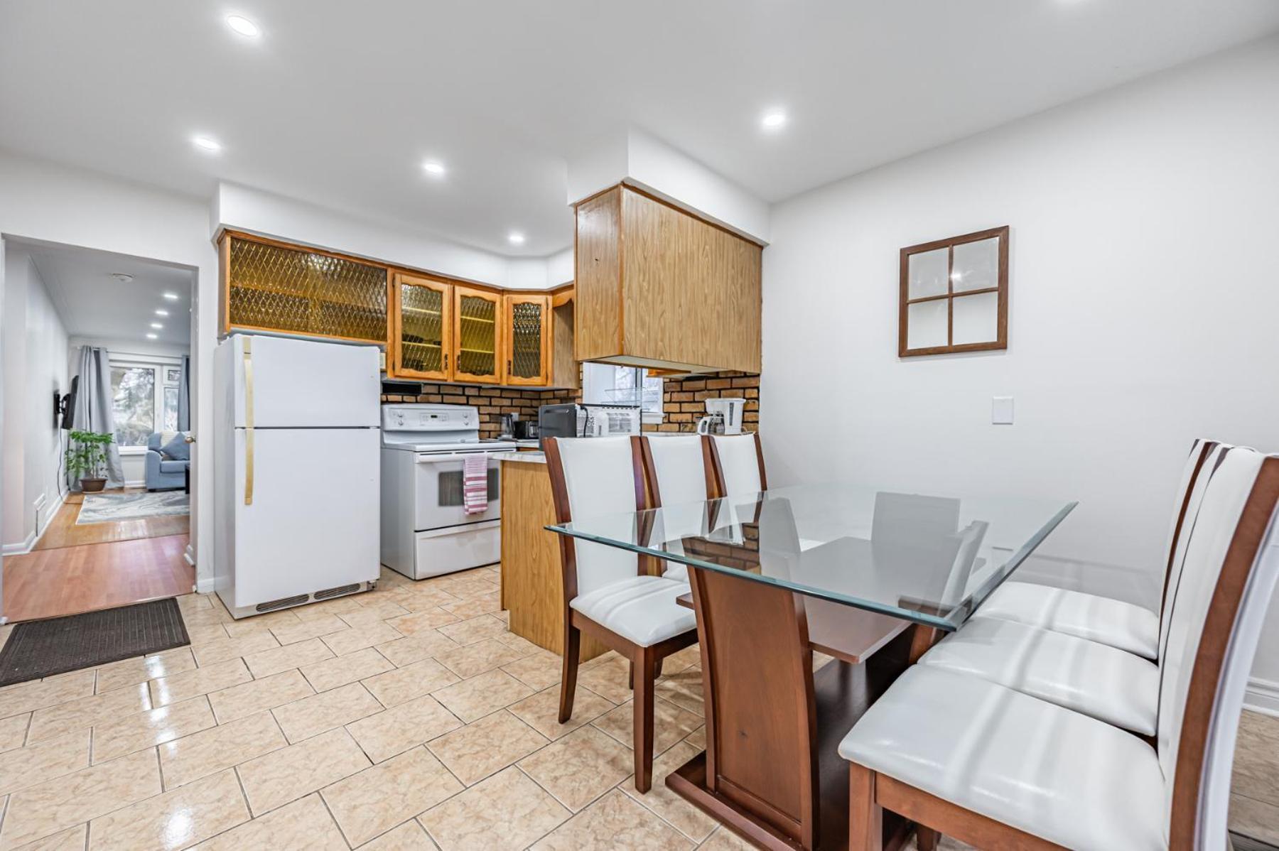 Littlewood Apartment *