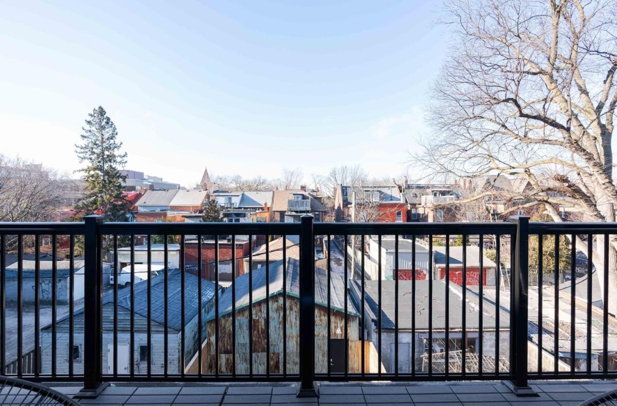 Apartment Stylish Townhome At Bathurst & College *