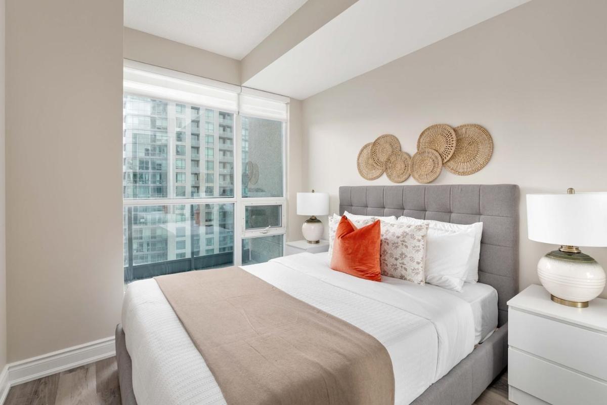 Apartment Modern 1br Hideaway Cn Tower Views Parking *