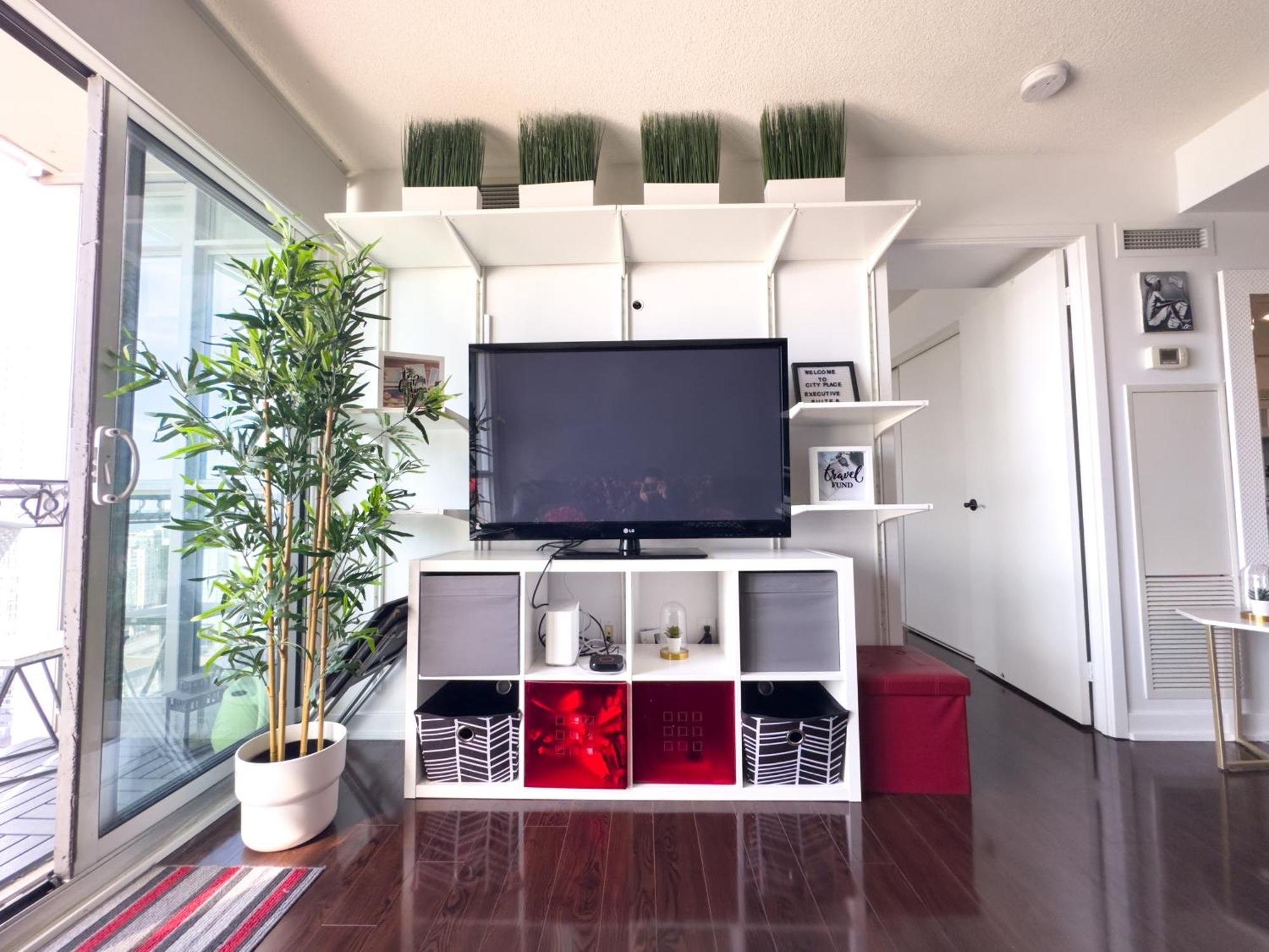 Comfortable Near Rogers Centre Cn Tower & Free Parking Apartment