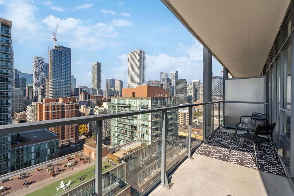 Apartment Amazing View 2br St Lawrence Market Condo, Downtown *