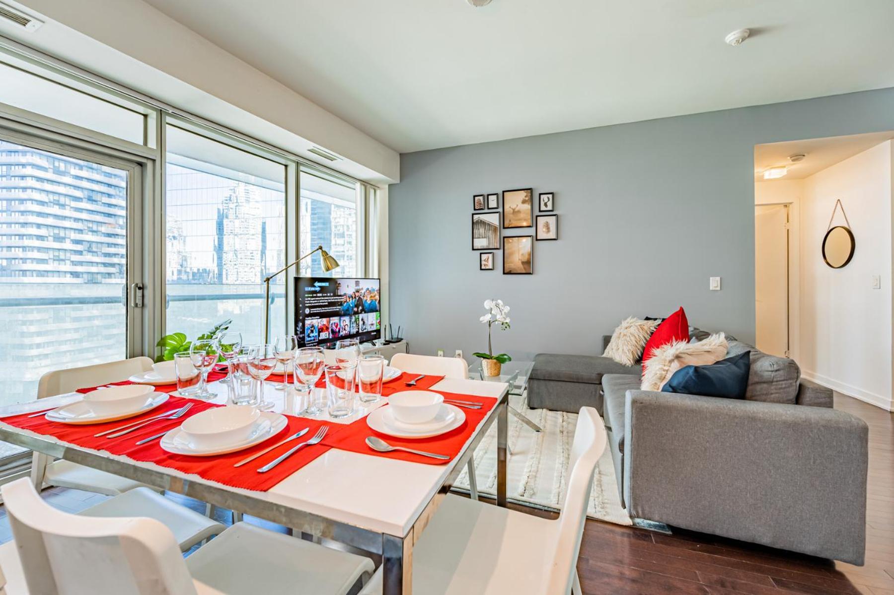 Downtown Apartment *