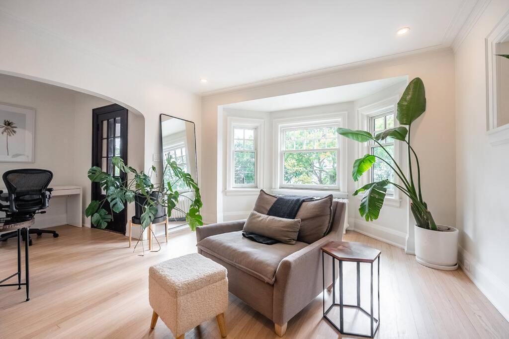 Apartment Expansive & Views