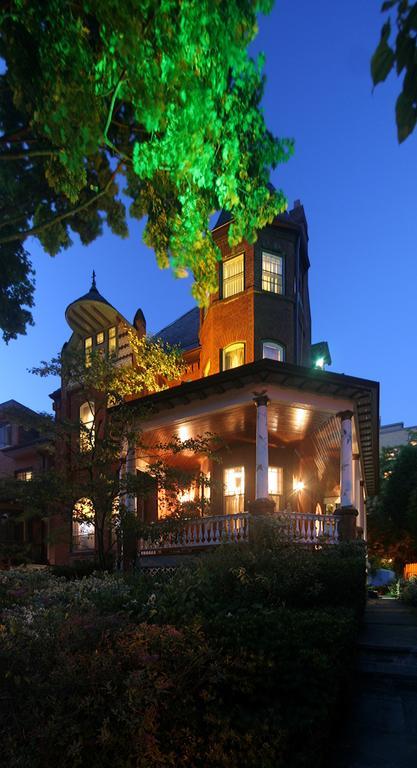 Bonnevue Manor Toronto