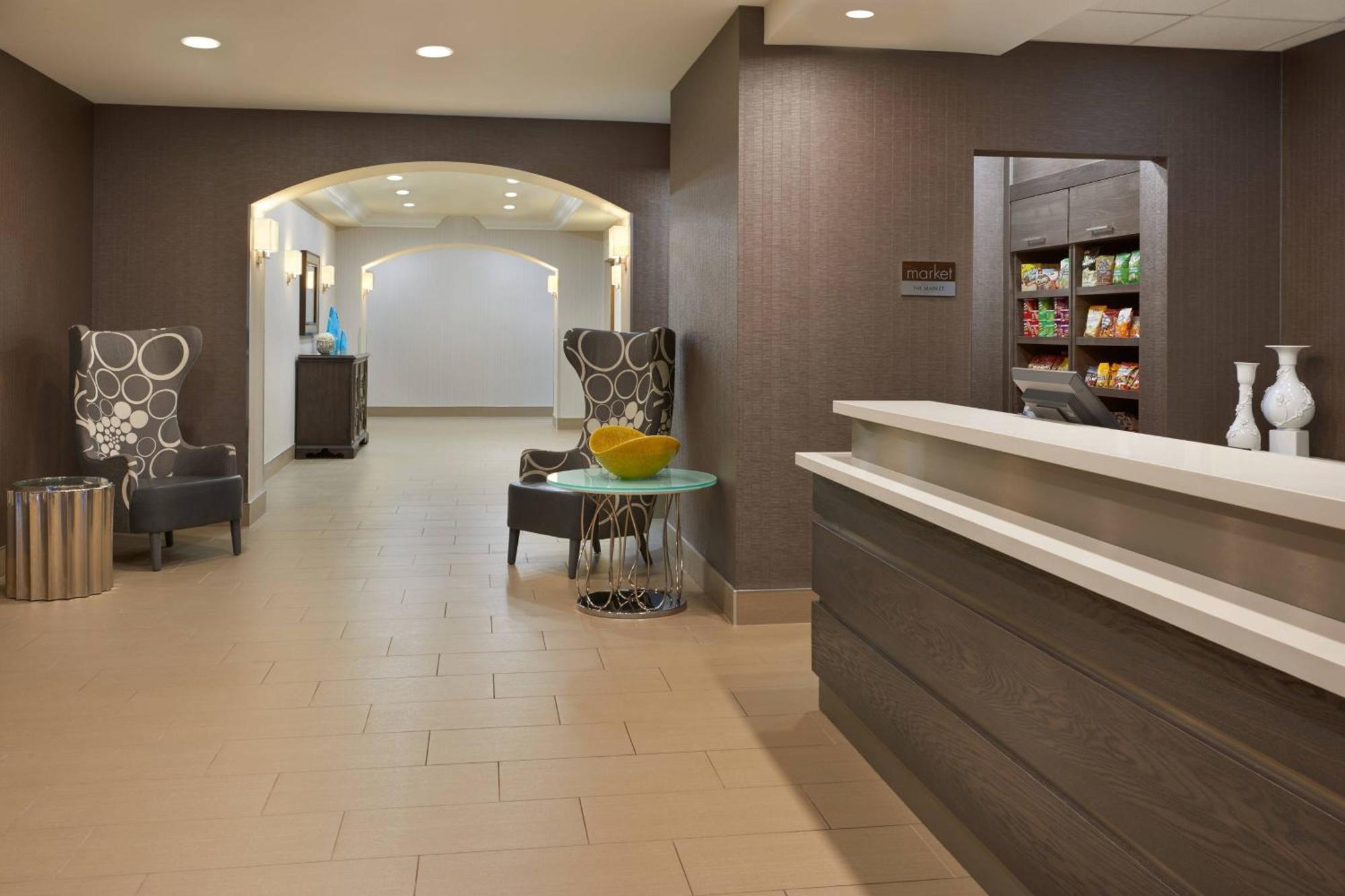 Hotel By Marriott Airport Toronto