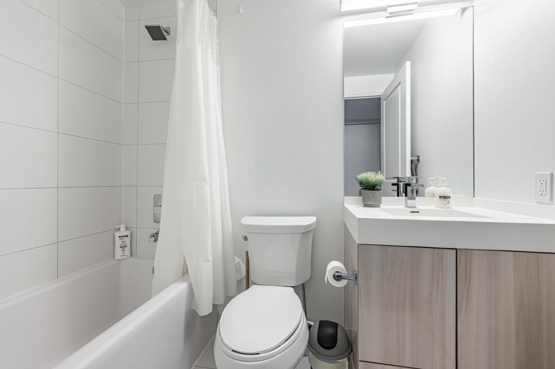 Jarvis Studio Apartment