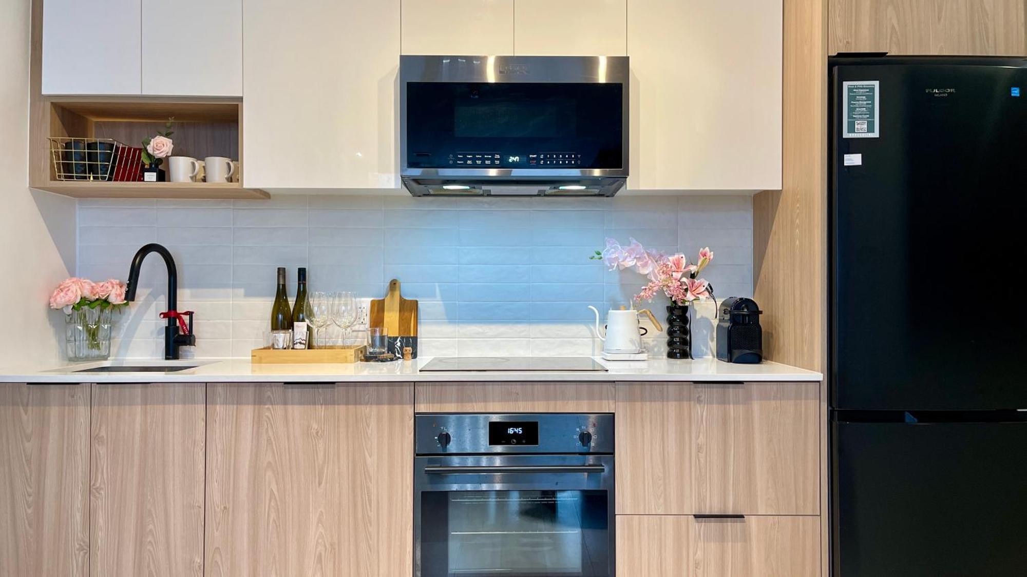 Deluxe Penthouse Two Bedrooms Skyline Cn Tower Lakeview Dt Aparthotel *