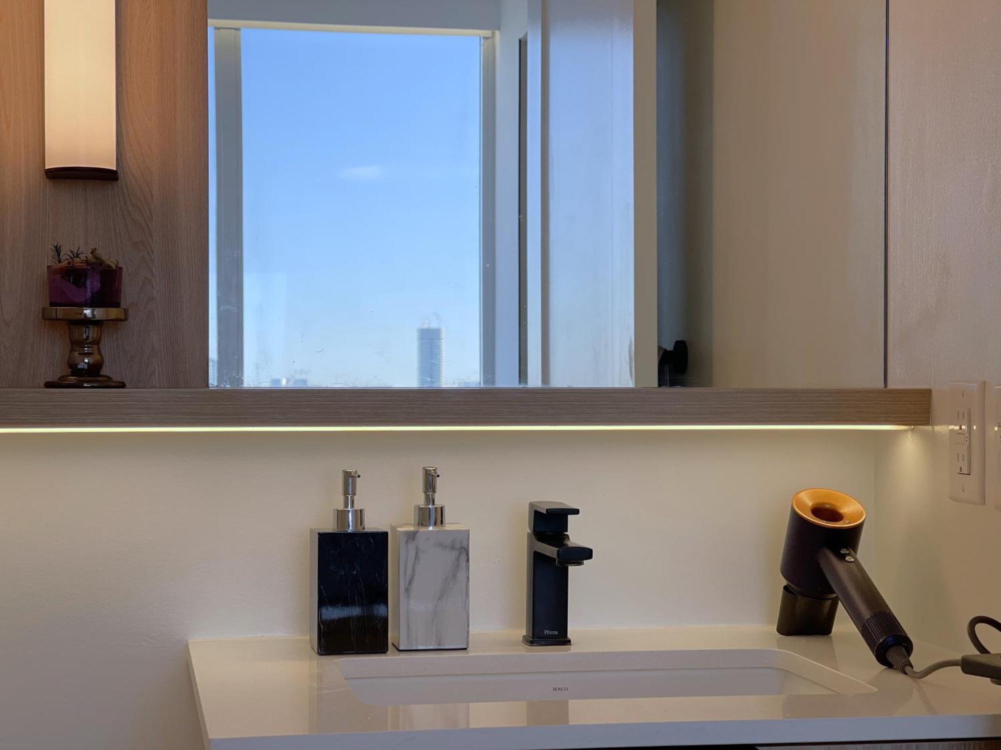 Aparthotel Deluxe Penthouse Two Bedrooms Skyline Cn Tower Lakeview Dt