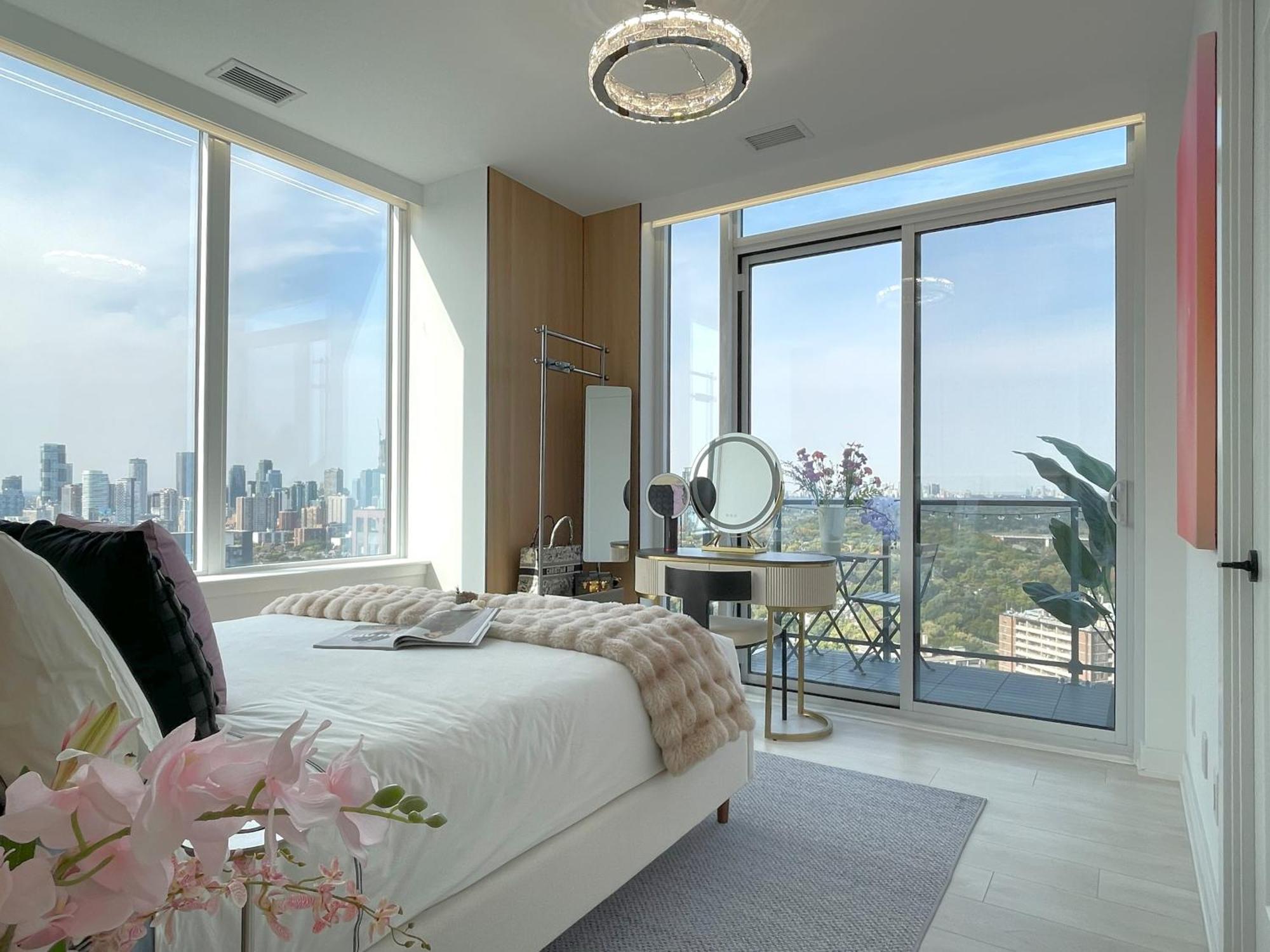 Aparthotel Deluxe Penthouse Two Bedrooms Skyline Cn Tower Lakeview Dt Toronto