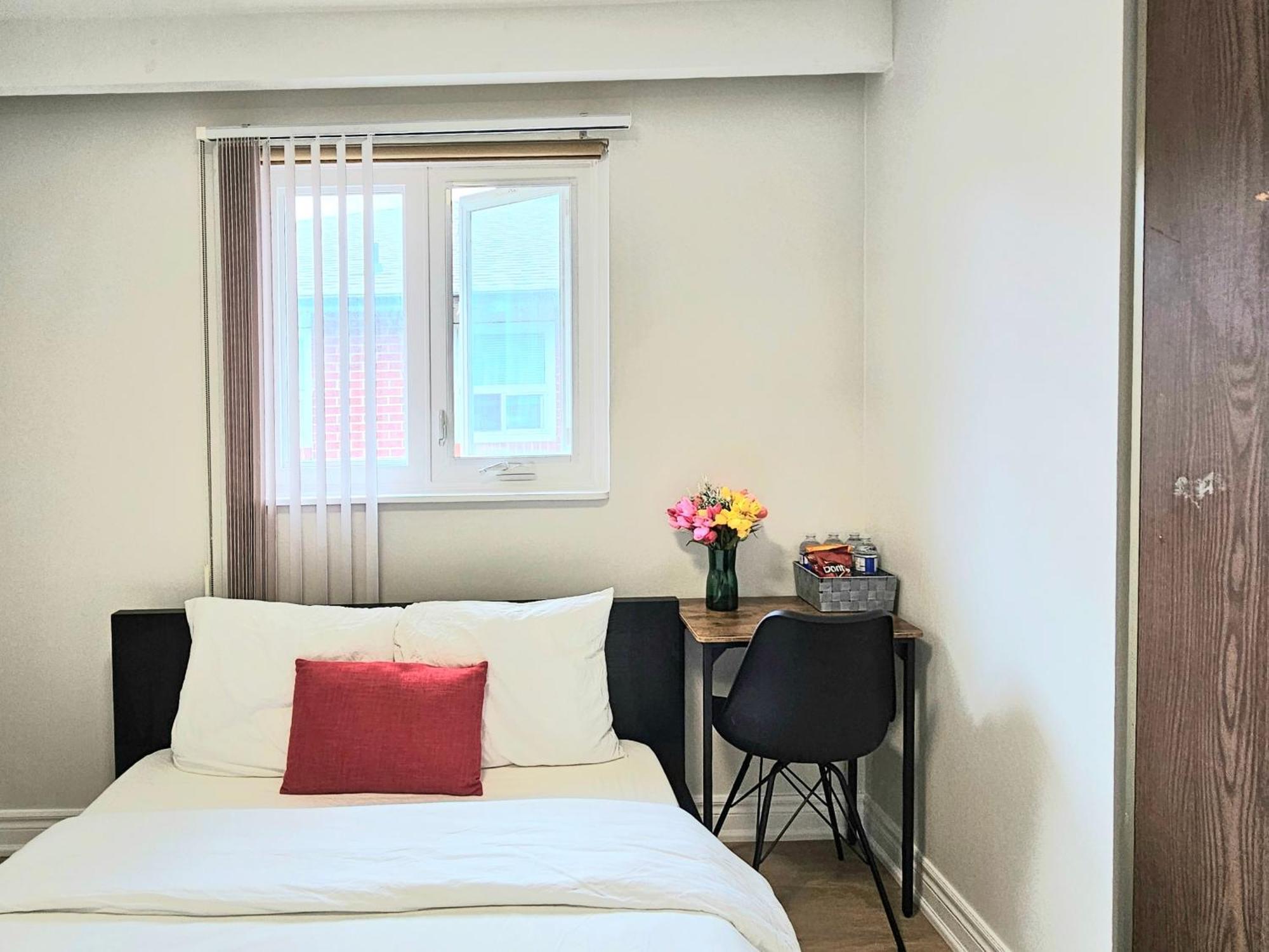 Homestay A Away-cozy Guest In