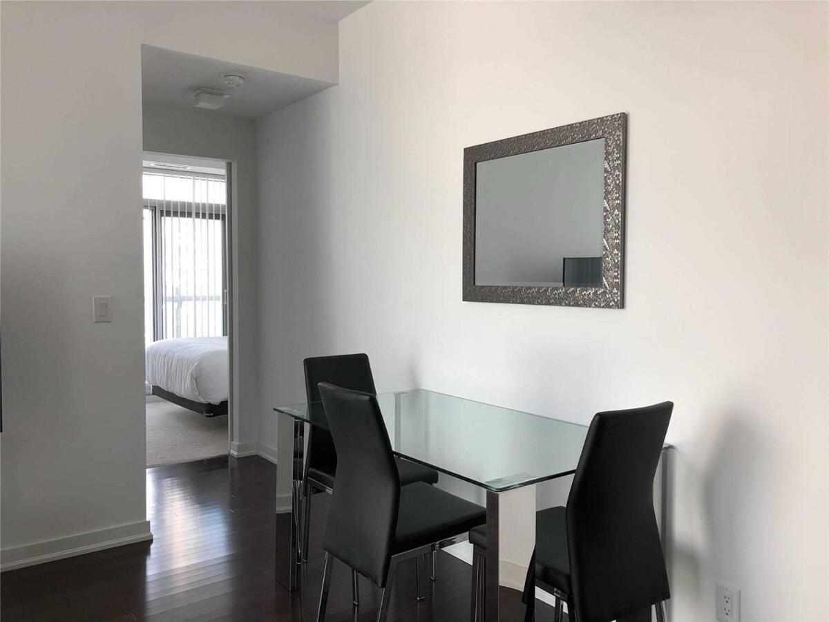 Apartment Luxury 2br 2bath With Parking And Balcony *