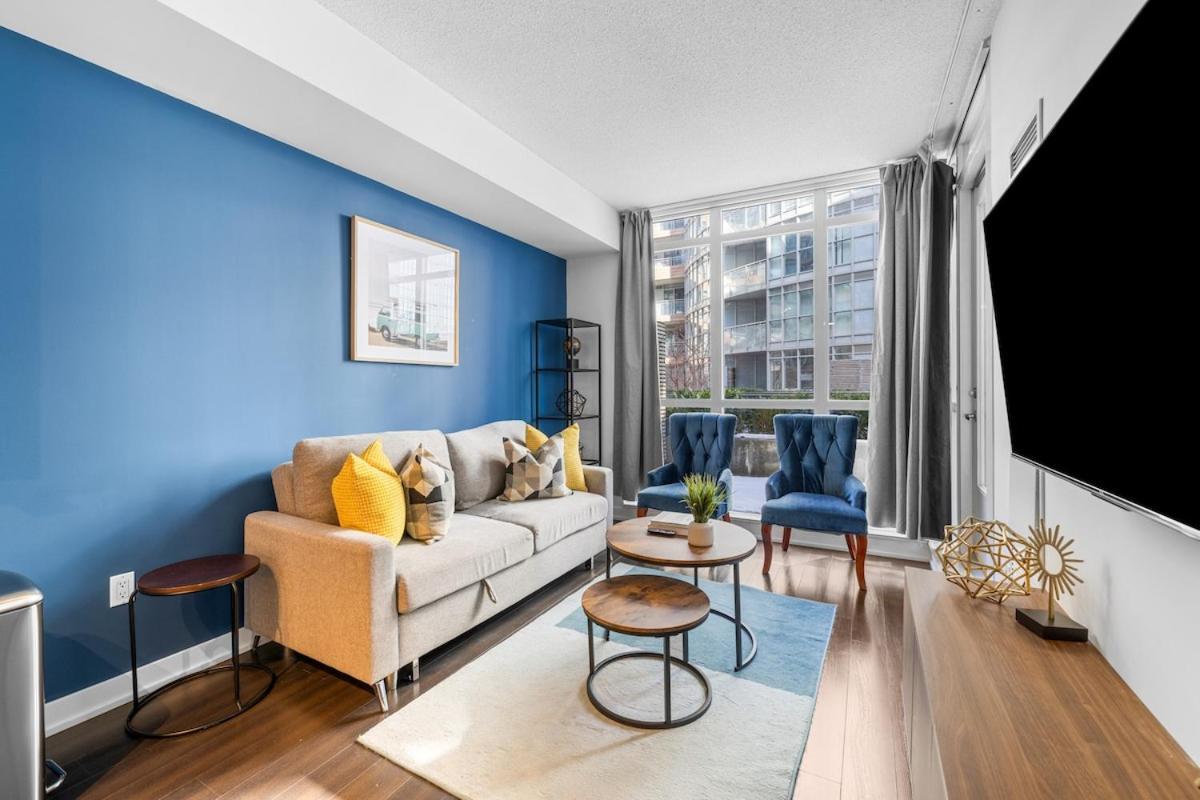 Apartment Rogers Centre Sleeps 6 Toronto