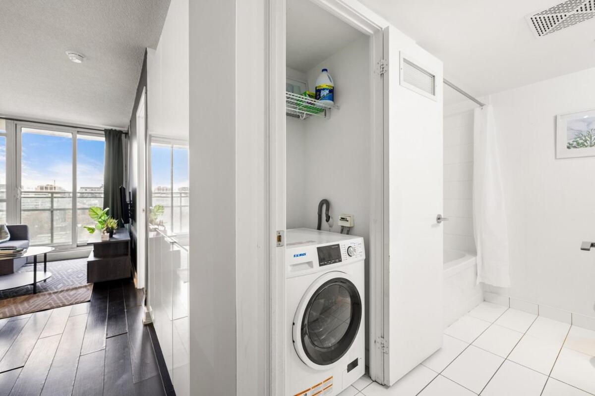 Modern 1br King Suite, Downtown