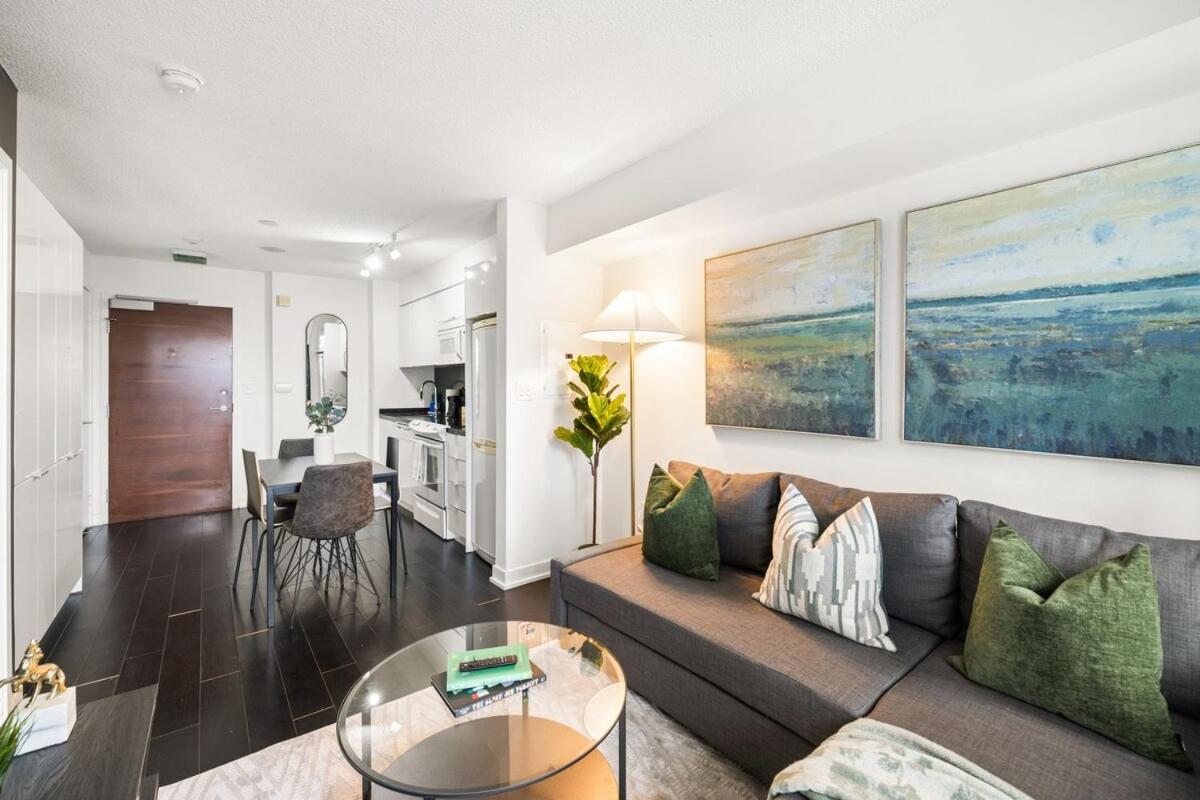 Modern 1br King Suite, Downtown * Toronto