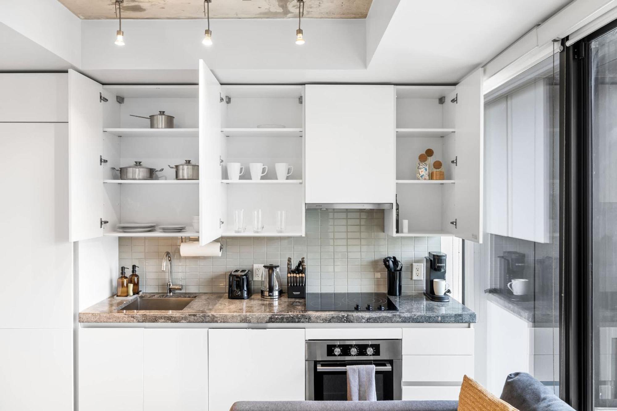 Apartment King St W Haven Steps To Gourmet Dining