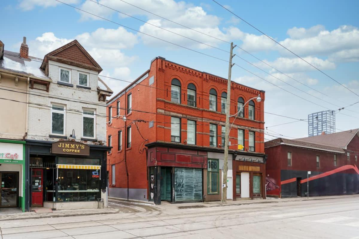 Modern 3 Min To Transit Downtown Hotel