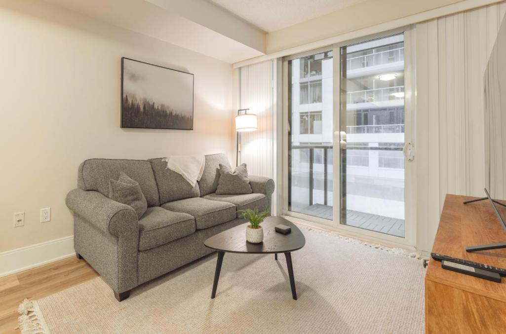 Entertainment District - King Bed - Close To Core - Dome - Scotiabank - Cne - York - Near King St W Apartment Toronto