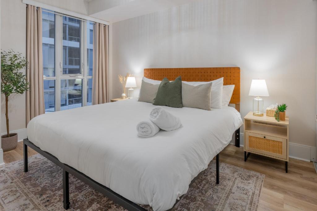 Entertainment District - King Bed - Close To Core - Dome - Scotiabank - Cne - York - Near King St W Apartment Toronto