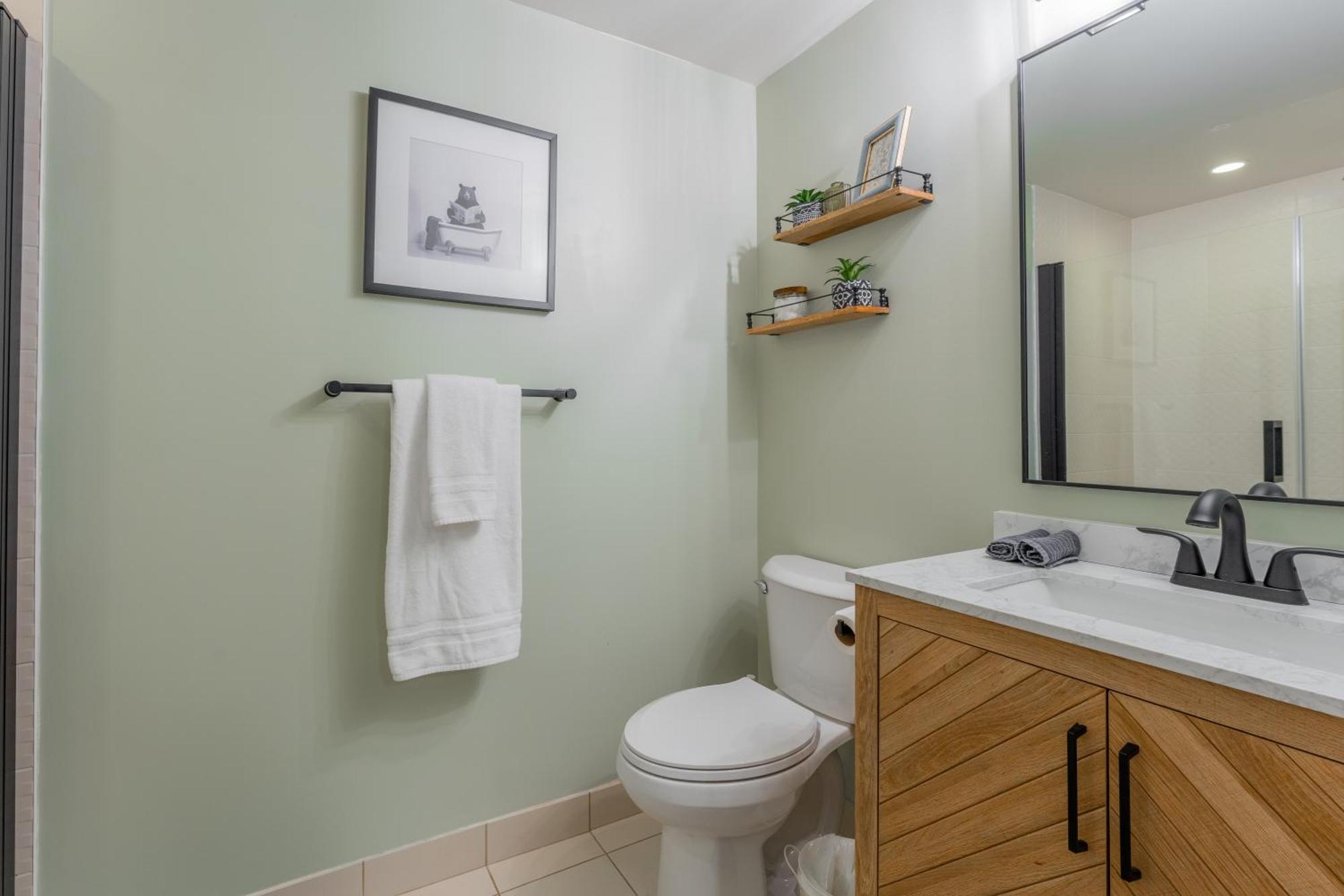 Entertainment District - King Bed - Close To Core - Dome - Scotiabank - Cne - York - Near King St W Apartment