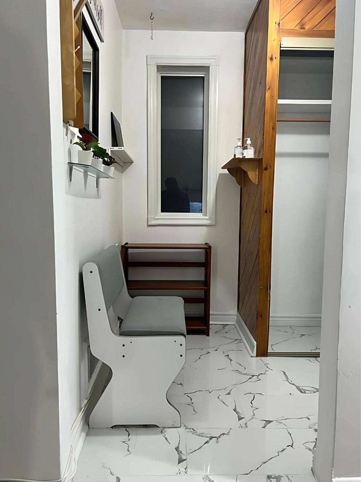 D's Apartment *
