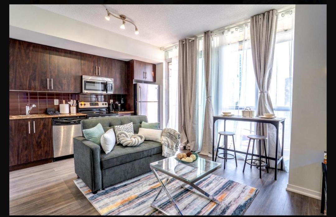 Exquisite Living *