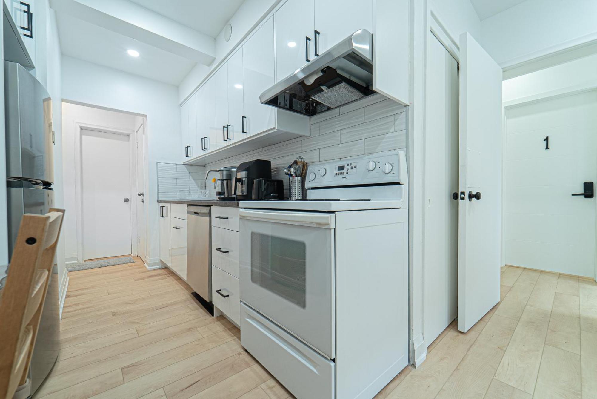 Homestay Garden View, Quiet & Comfortable Double Private Room, Workspace, Free Parking Toronto