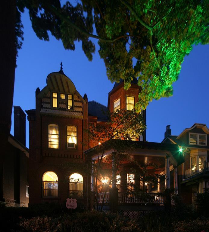 Bonnevue Manor Bed & Breakfast 2*