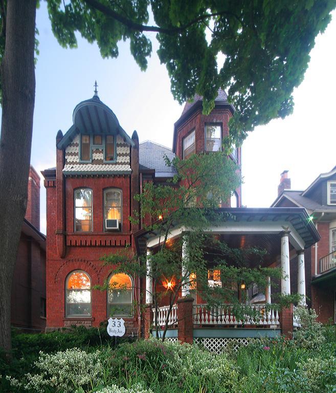 Bonnevue Manor Bed & Breakfast