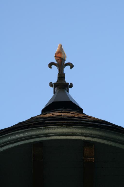 Bonnevue Manor 2*