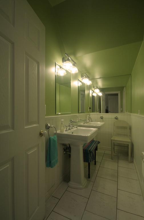 Bonnevue Manor Toronto