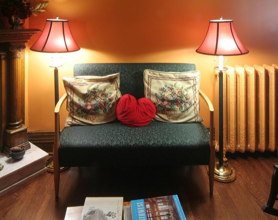 Bonnevue Manor Bed & Breakfast