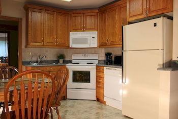 Apartment Petryla Estates Furnished Toronto