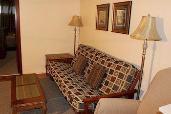Petryla Estates Furnished *