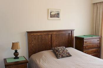 Petryla Estates Furnished Toronto
