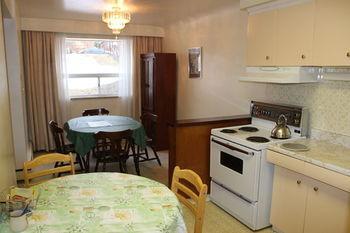 Petryla Estates Furnished *