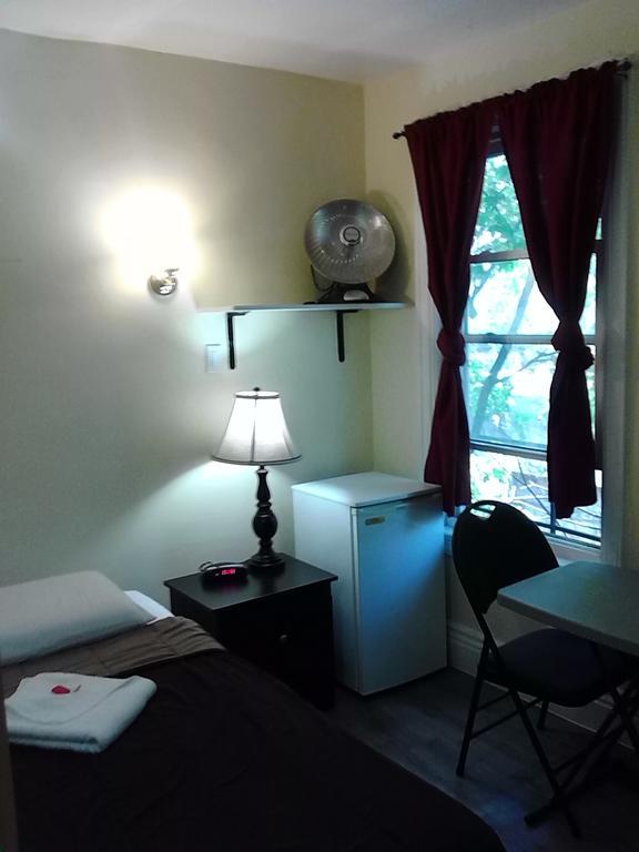 Guest house Mina's *